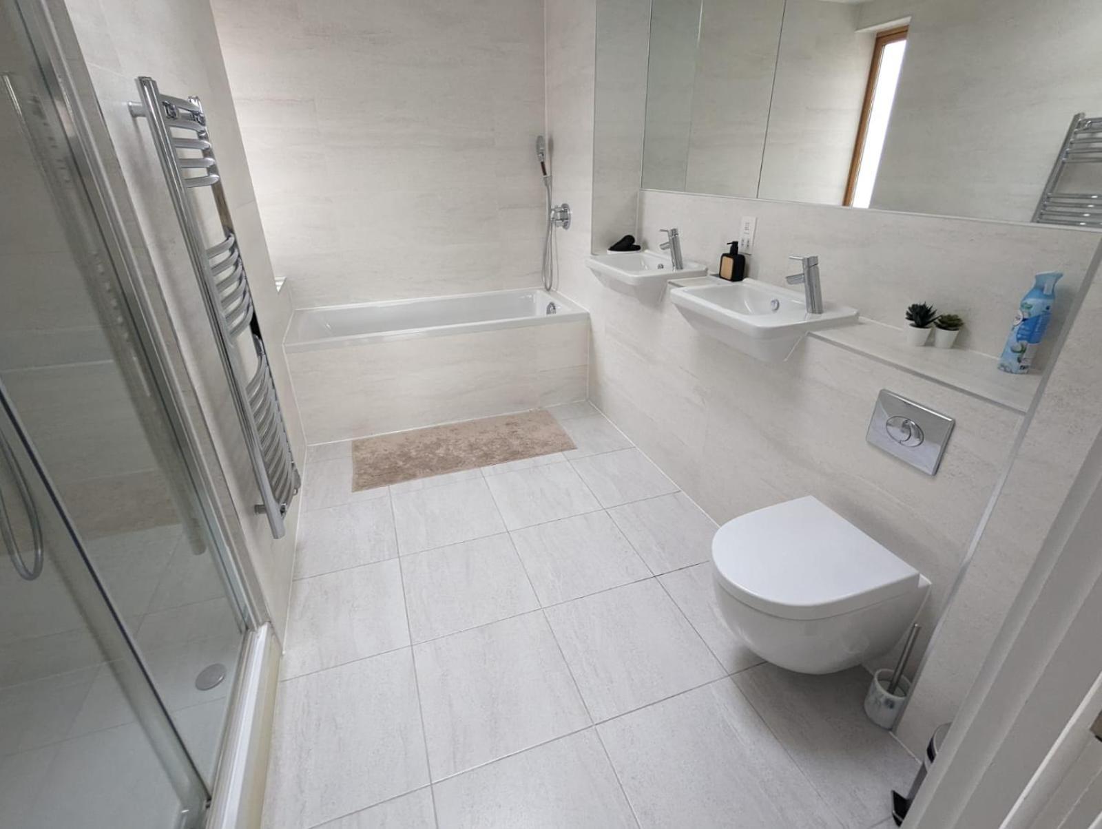 Appartamento Luxurious & Modern Townhouse In Hammersmith Londra Esterno foto